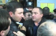 У Дніпропетровську вибори перейшли в силове протистояння У Дніпропетровську вибори перейшли в силове протистояння