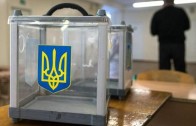 У Дніпропетровську зі спецдільниці члени виборчої комісії винесли печатку